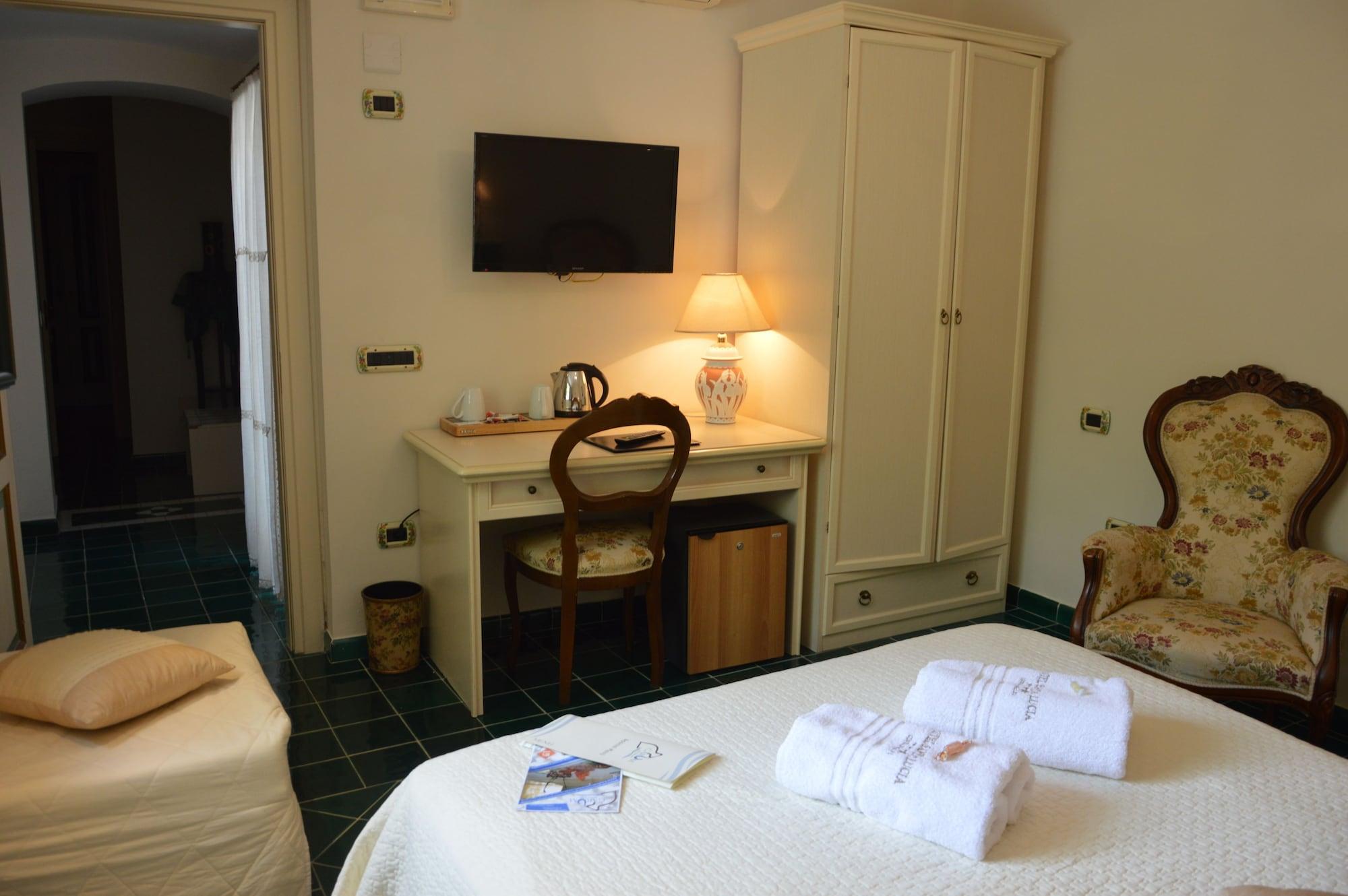 Hotel Santa Lucia Minori Esterno foto