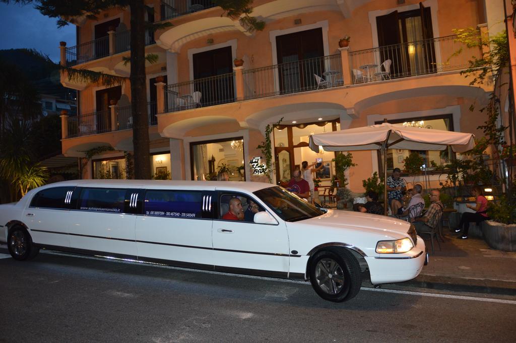 Hotel Santa Lucia Minori Esterno foto